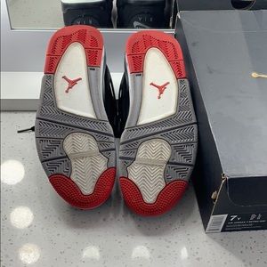 Jordan 4 retro Bred